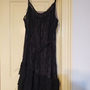 Lace dress with grey lining